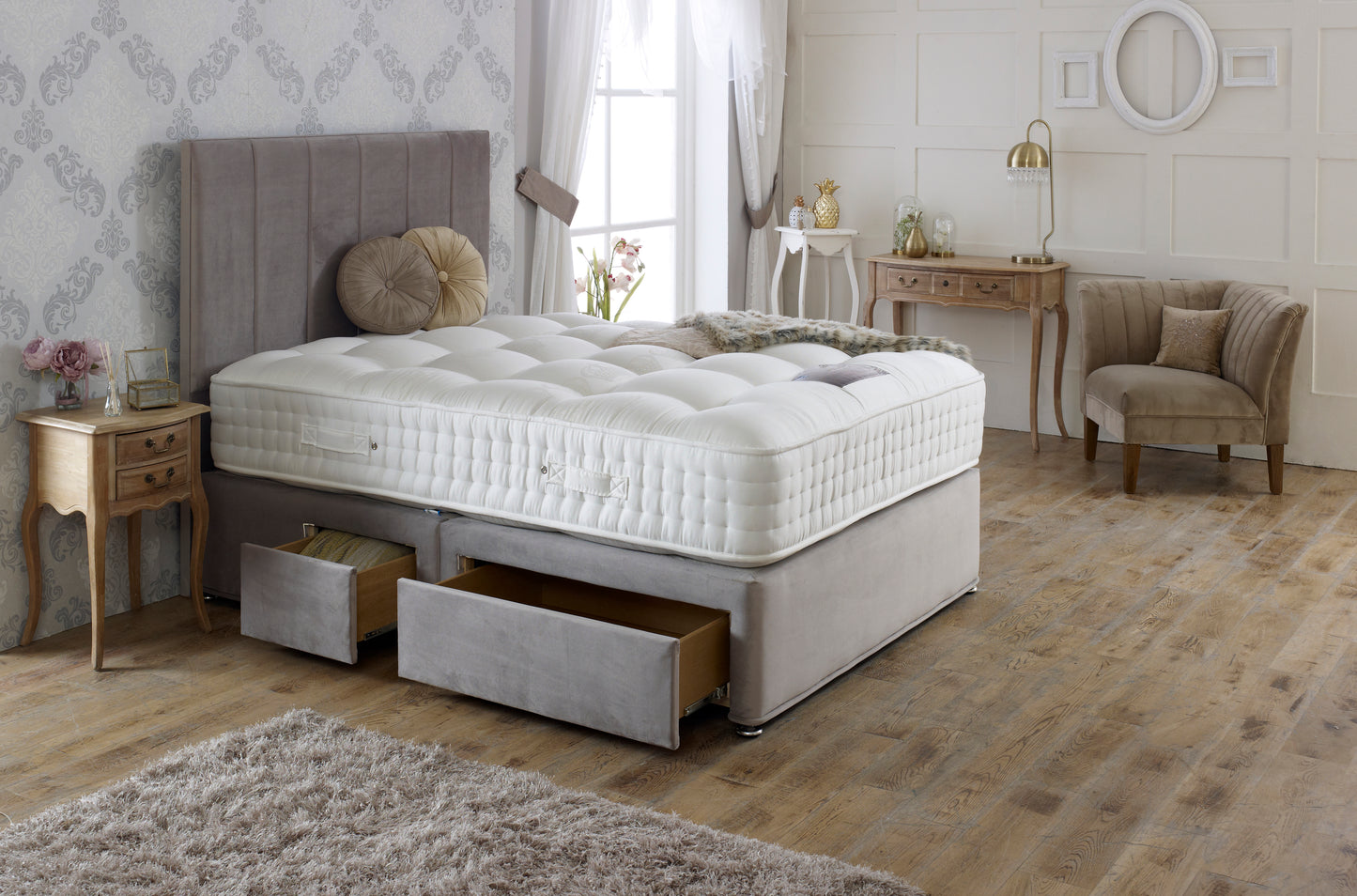 Complete bed with ROYAL CROWN 3000 mattress